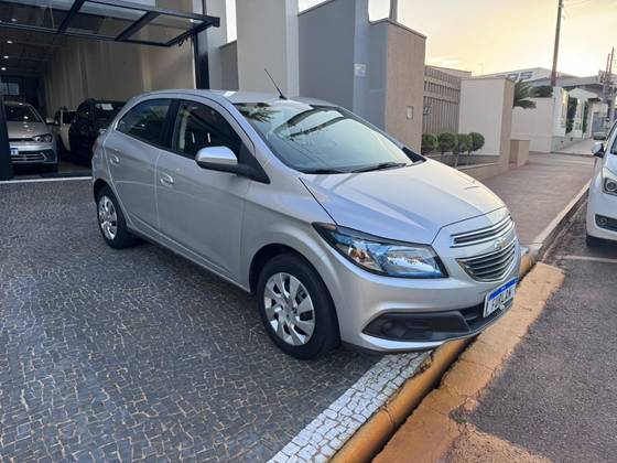 CHEVROLET ONIX 1.4 MPFI LT 8V FLEX 4P AUTOMÁTICO
